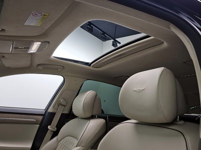 2019 Genesis G90 — миниатюра 17