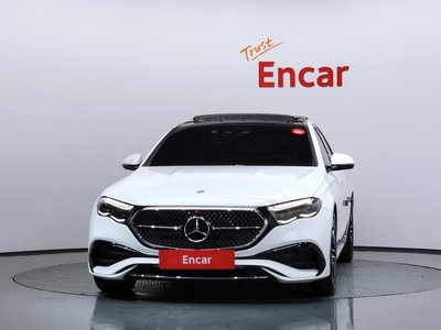 MERCEDES-BENZ E-CLASS - 2