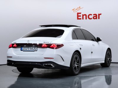 MERCEDES-BENZ E-CLASS - 3