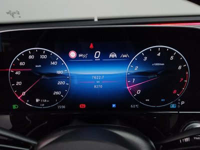 MERCEDES-BENZ E-CLASS - 8