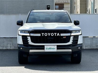 TOYOTA LAND CRUISER 300 - 3