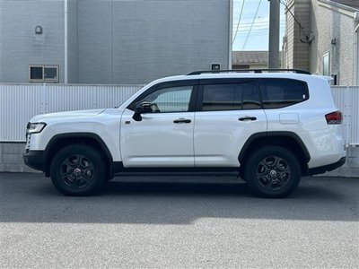 TOYOTA LAND CRUISER 300 - 5