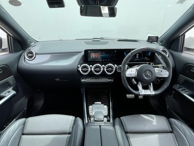 MERCEDES-BENZ GLA AMG - 5