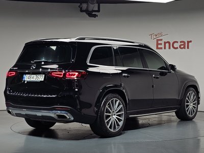 MERCEDES-BENZ GLS - 2
