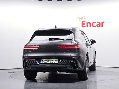 صورة 3 لـ 2021 Genesis GV70