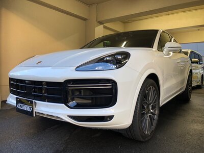 PORSCHE CAYENNE COUPE