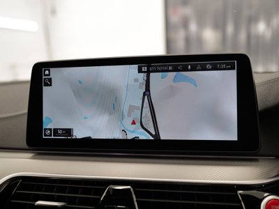 2022 BMW M5 COMPETITION — миниатюра 22