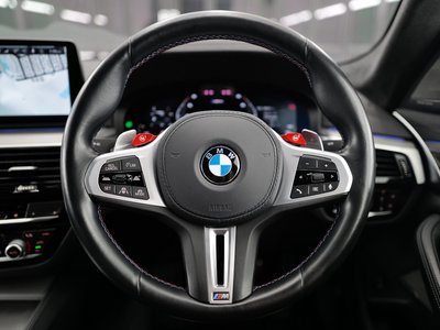 2022 BMW M5 COMPETITION — миниатюра 19