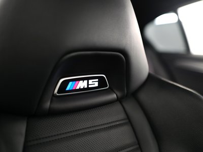 2022 BMW M5 COMPETITION — фото 9