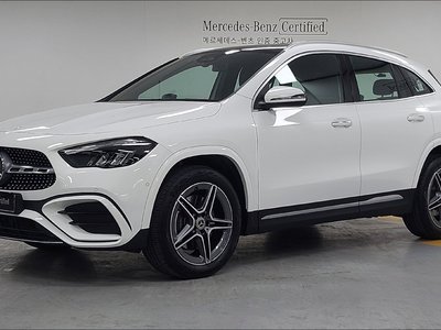 MERCEDES-BENZ GLA - 1