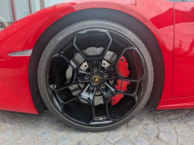 LAMBORGHINI HURACAN - 3