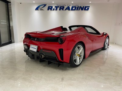 FERRARI 488 - 6