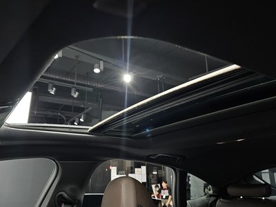 2022 BMW I4 thumbnail 29