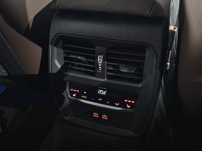 2022 BMW I4 thumbnail 28