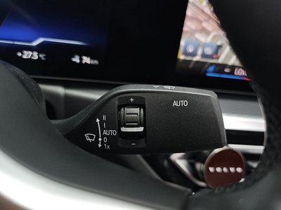 2022 BMW I4 thumbnail 35