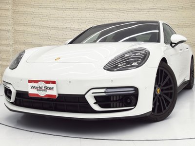 PORSCHE PANAMERA - 1