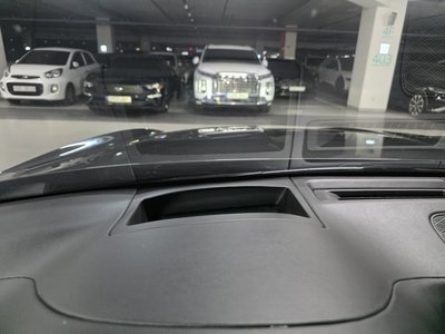 صورة 10 لـ 2021 Genesis GV70