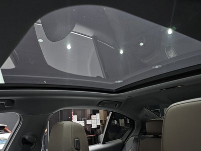 صورة مصغرة 28 لـ 2024 BMW 5 SERIES