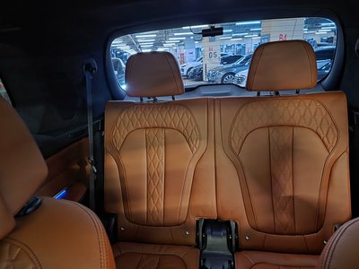 BMW X7 - 10