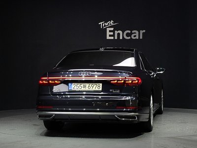 صورة 3 لـ 2021 AUDI A8