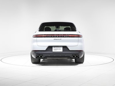 صورة 7 لـ 2025 Porsche CAYENNE