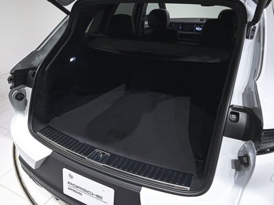 صورة مصغرة 17 لـ 2025 Porsche CAYENNE
