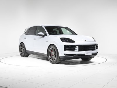 صورة 4 لـ 2025 Porsche CAYENNE