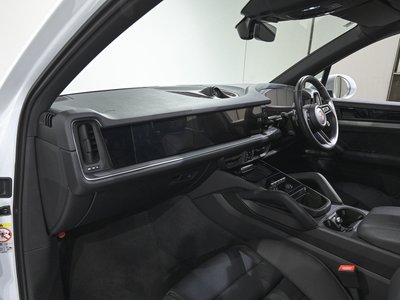 صورة مصغرة 15 لـ 2025 Porsche CAYENNE