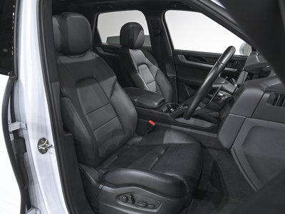 صورة مصغرة 14 لـ 2025 Porsche CAYENNE