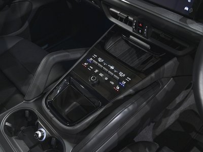 صورة مصغرة 13 لـ 2025 Porsche CAYENNE