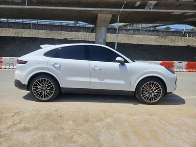 2022 Porsche CAYENNE 照片 6