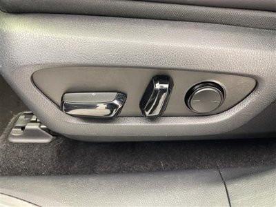 صورة مصغرة 32 لـ 2023 Lexus RX