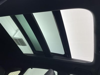 صورة مصغرة 13 لـ 2023 Lexus RX