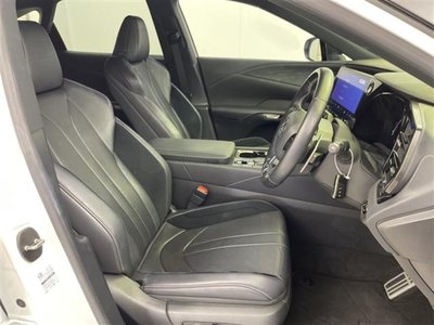 صورة مصغرة 27 لـ 2023 Lexus RX