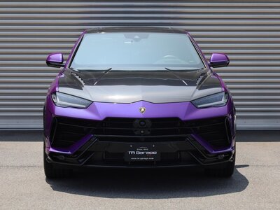 LAMBORGHINI URUS - 4