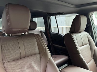 TOYOTA LAND CRUISER 250 - 6