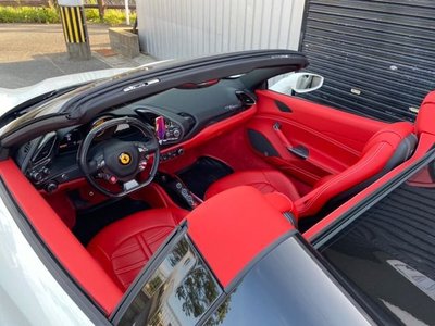 FERRARI 488 SPIDER - 10