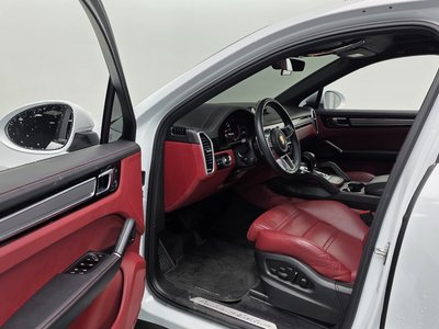 PORSCHE CAYENNE - 10