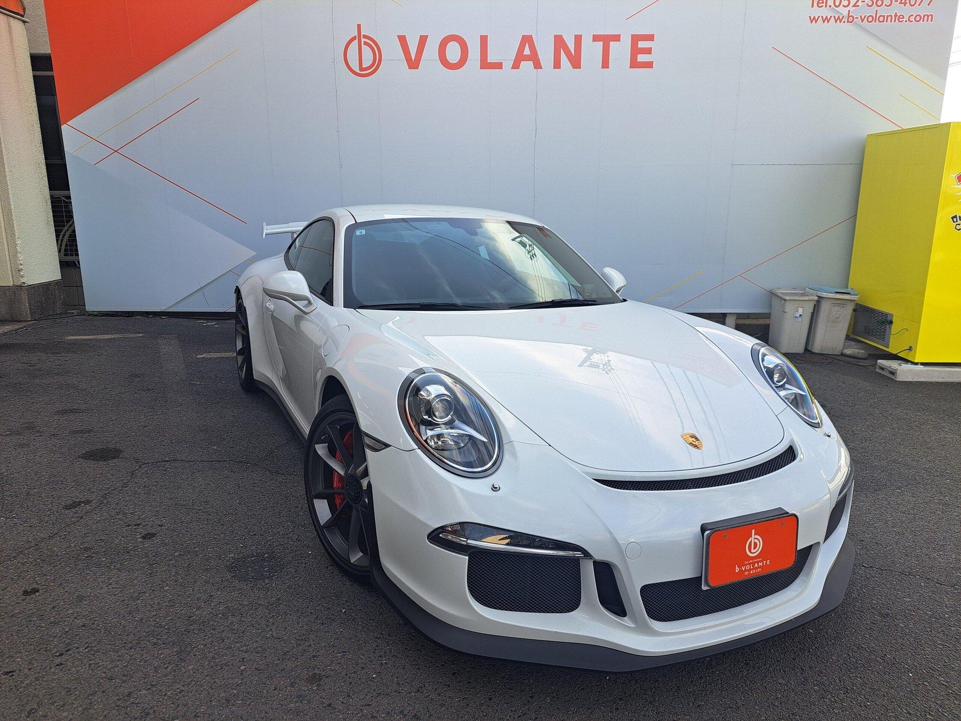 PORSCHE 911 - View 1