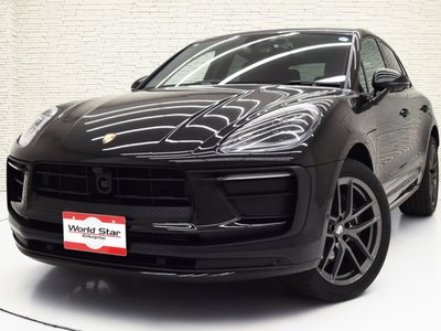 2024 Porsche MACAN photo 1