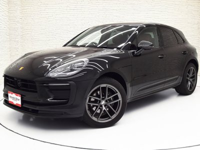 2024 Porsche MACAN photo 3