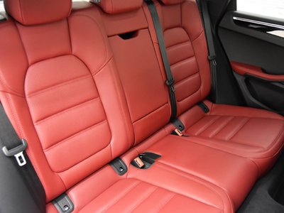 2024 Porsche MACAN — миниатюра 24