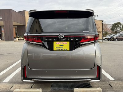 TOYOTA VELLFIRE - 9