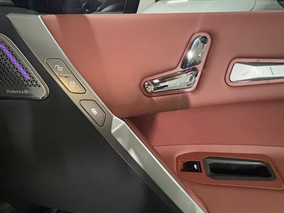 صورة مصغرة 16 لـ 2026 BMW IX