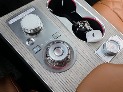 GENESIS GV80 - 9