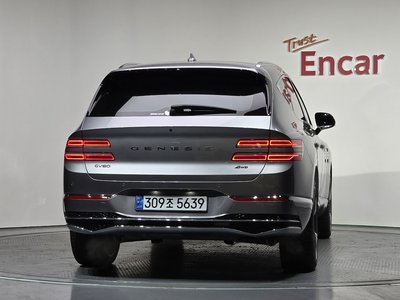 GENESIS GV80 - 4