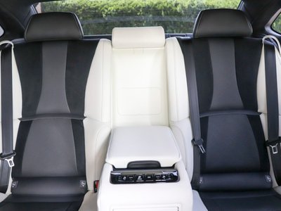 صورة مصغرة 23 لـ 2022 Lexus LS