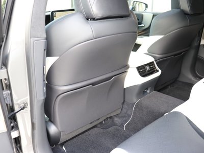 صورة مصغرة 52 لـ 2022 Lexus LS
