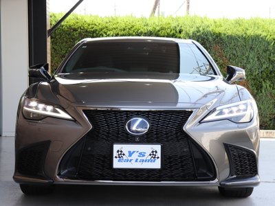 صورة 9 لـ 2022 Lexus LS