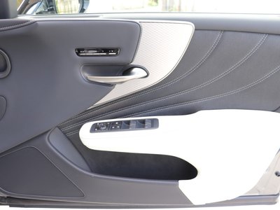 صورة مصغرة 47 لـ 2022 Lexus LS